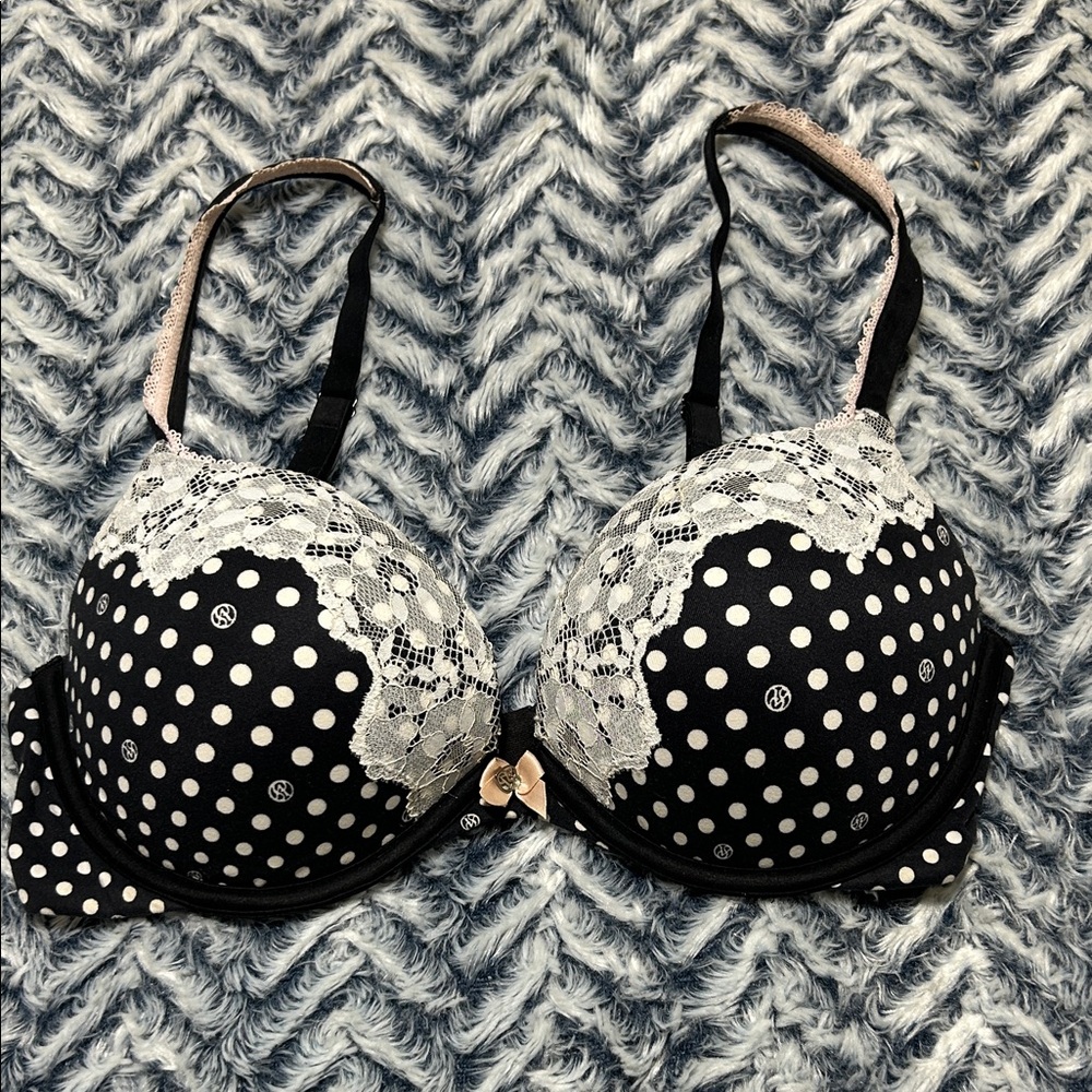 Victoria’s Secret Push Up Polka Dot Lace Trim Underwire Bra - Black